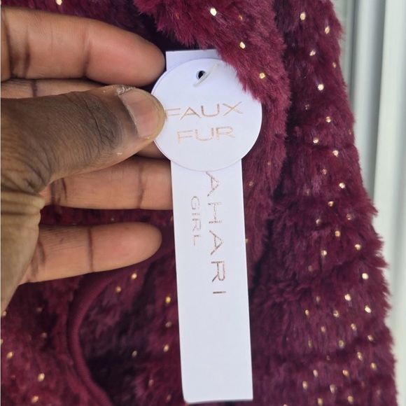 Tahari 2 Piece Set Outfit Sweater & Pants Girls 4T Green Red New - Picture 8 of 14